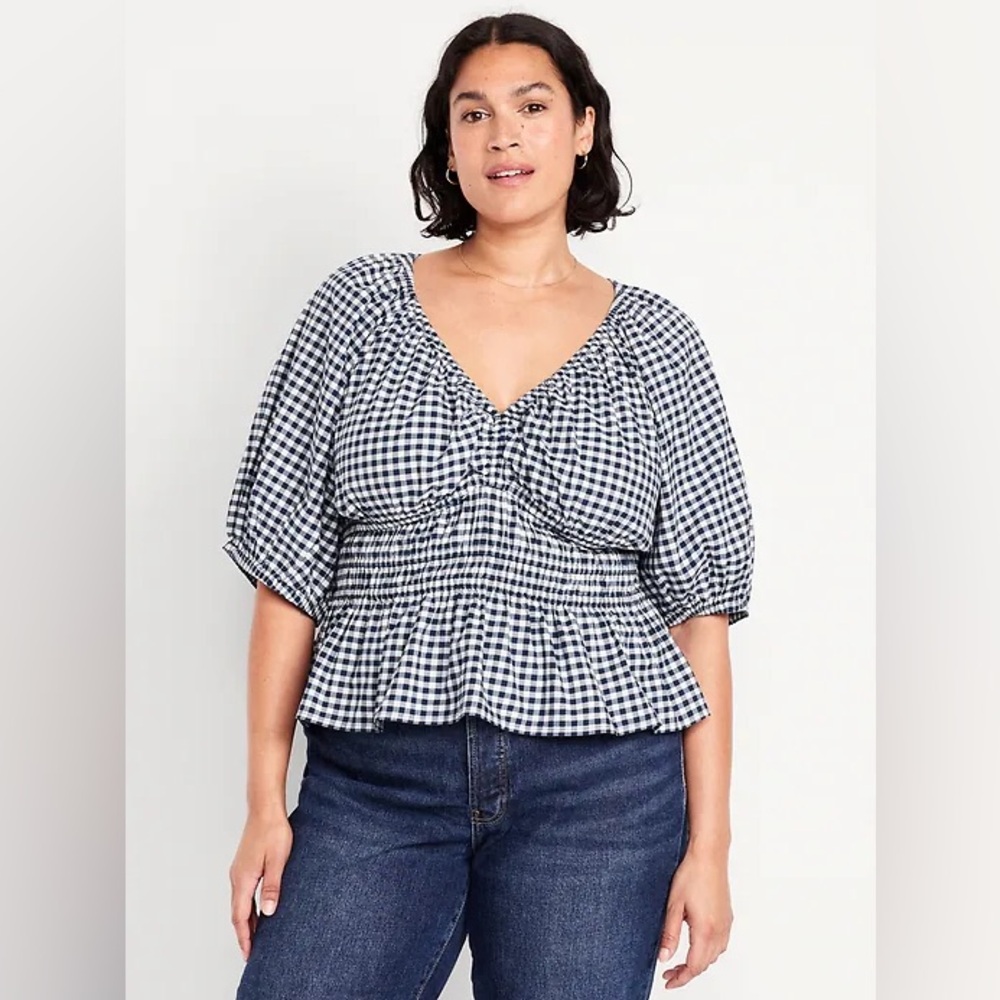 NWT | Old Navy | Navy and White Gingham Peasant Top